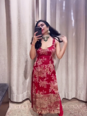 Georgette And Sequins Work Straight Suit