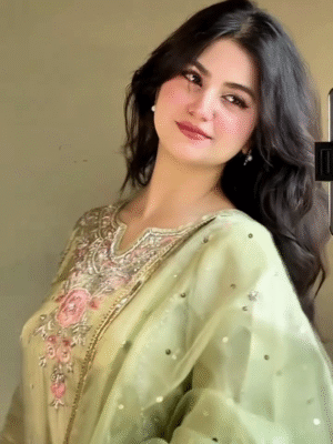 New Designer Party Wear Look Stylish Suit