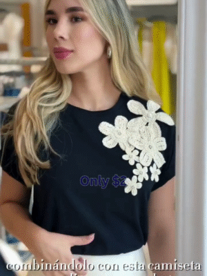 Women’s Elegant Lace Pencil Skirt