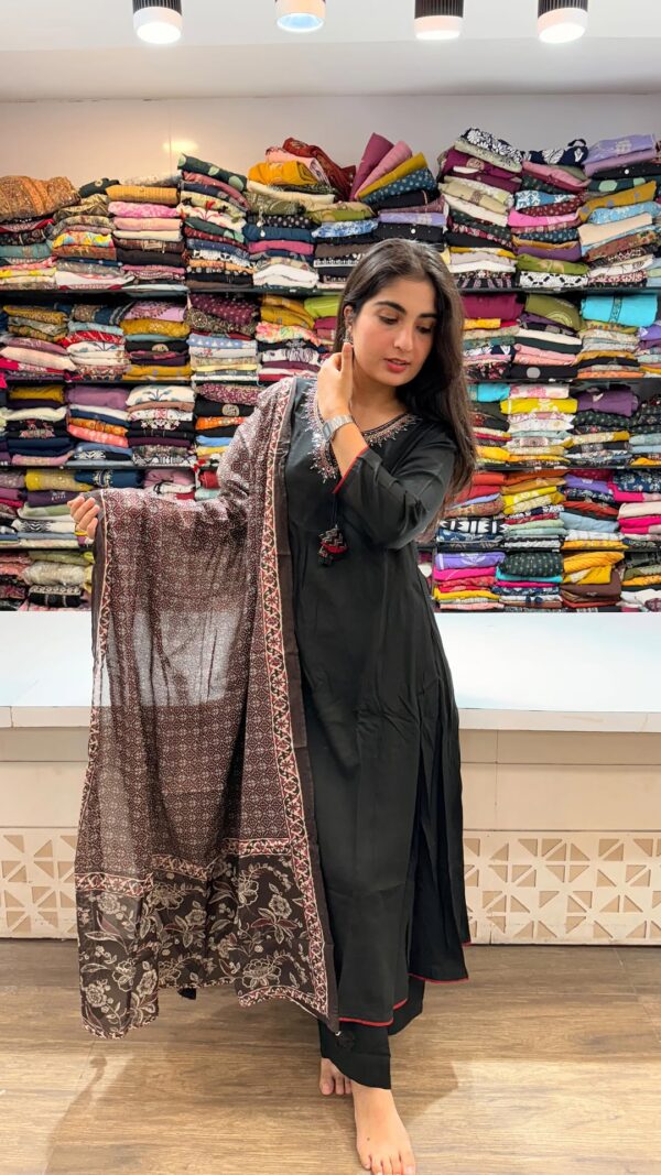 Elegant Black Kurta Set