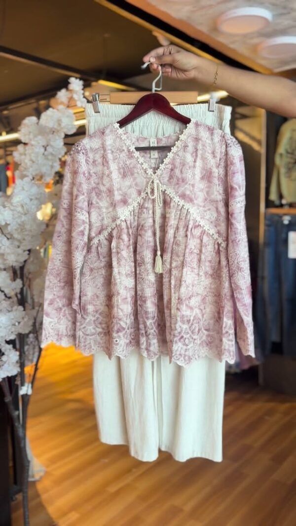 Trendy Women’s Peplum Pink Top 🌸 – Stylish & Flattering Casual Wear