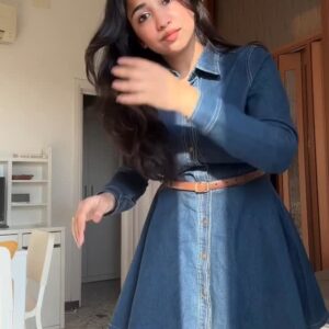 👗 Pre-Fall Outfit Ideas – Day 06: Flared Denim Dress 🍁