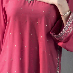 🌸 Elegant Floral Embroidered Thread Work Kurta Set – Grace in Every Detail 🌸