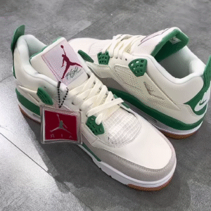 Where Skate Culture Meets Iconic Legacy – Nike SB x Air Jordan 4 Retro “Pine Green”