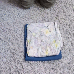 Pretty Florals Meet Everyday Denim – Girls Floral Pleated Top with 4-Pocket Jeans