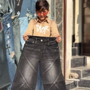 Edgy Style Redefined – Ayunik Clothing Wraith Denim Jeans